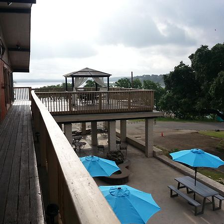 Lodge At Turkey Cove Canyon Lake Bagian luar foto