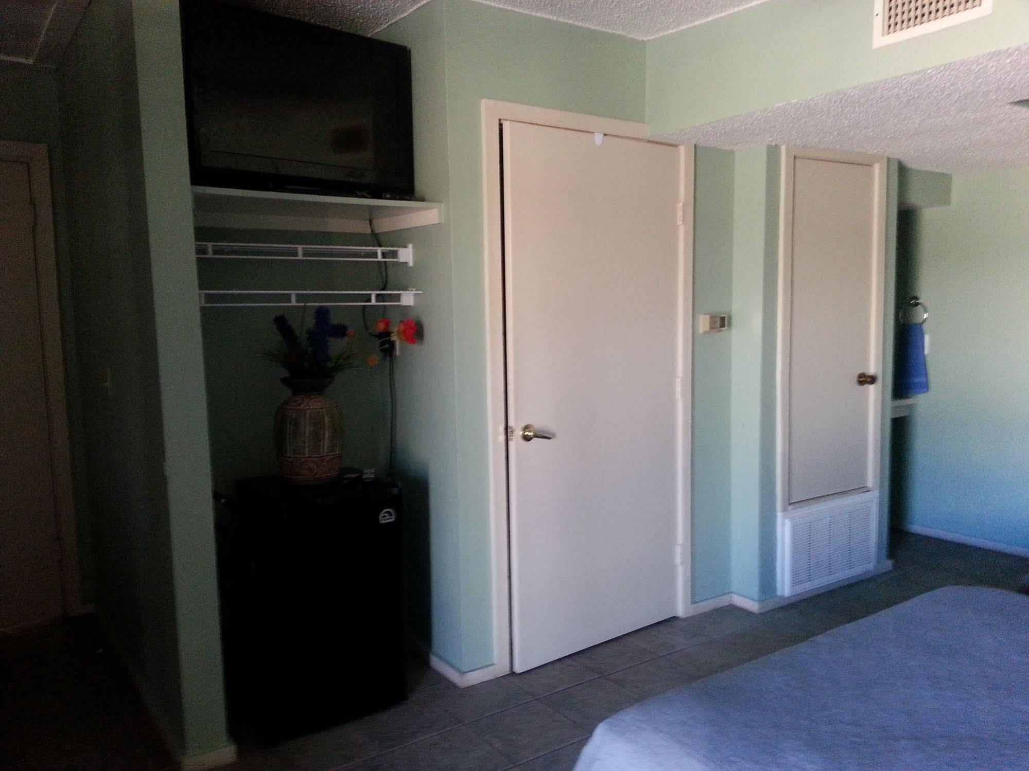 Lodge At Turkey Cove Canyon Lake Bagian luar foto
