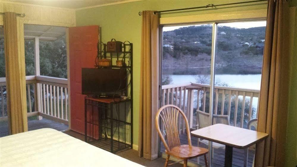 Lodge At Turkey Cove Canyon Lake Bagian luar foto